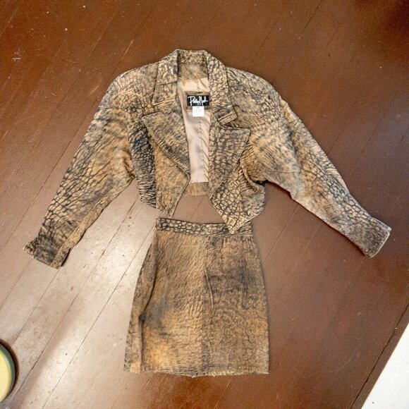 Philip Noel 100% Genuine Leather Cropped Jacket & Skirt Set - Picture 3 of 11